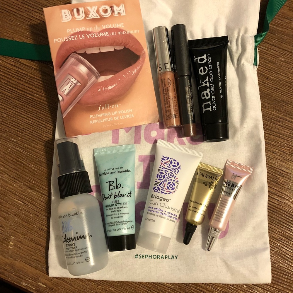 🎉 FREE WITH $30 purchase - Make up bundle 💋💁‍♀️